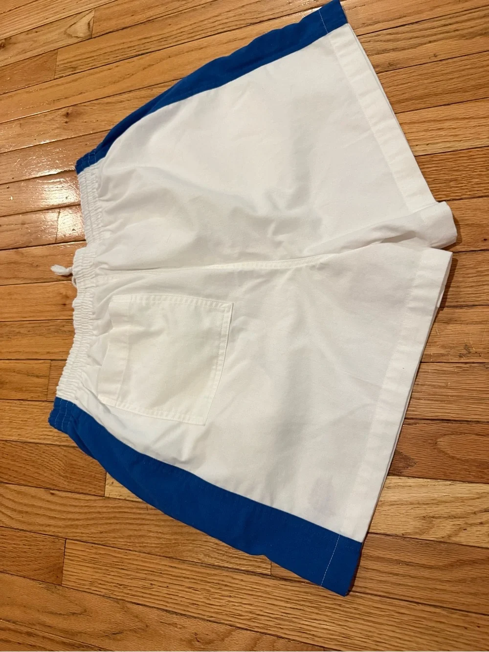 VTG Sears Men’s Store Ocean Gear White Swim  Shorts Blue Side Panels